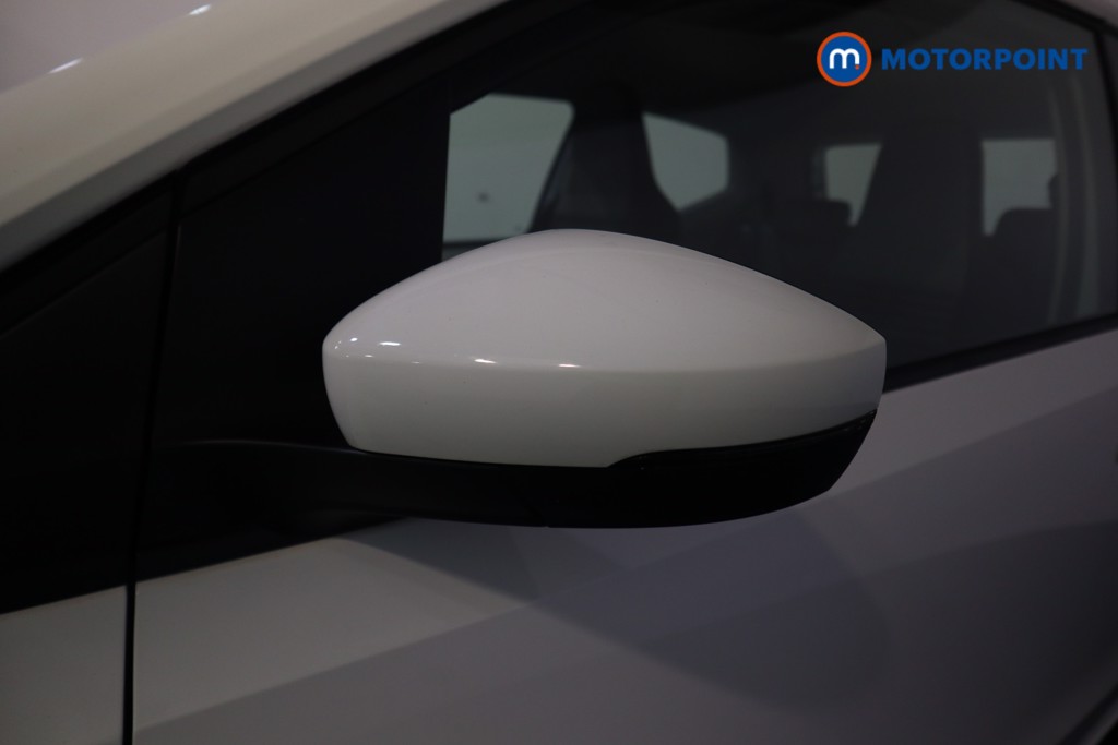 Volkswagen UP Move Up Manual Petrol Hatchback - Stock Number (1588182) - 21st supplementary image