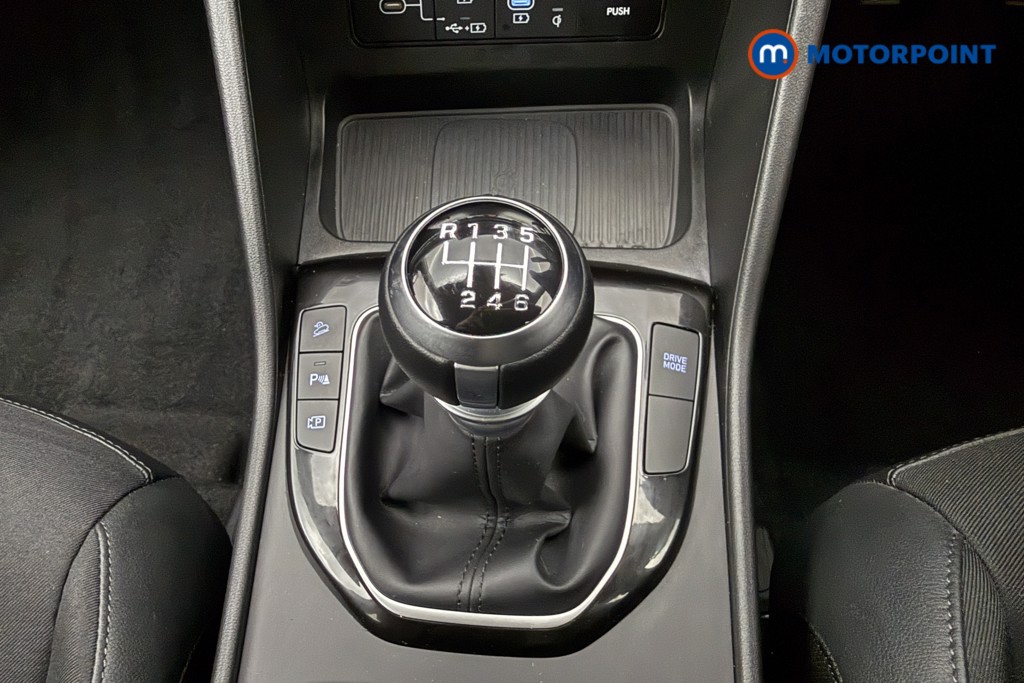 Hyundai Tucson Premium Manual Petrol SUV - Stock Number (1588220) - 7th supplementary image
