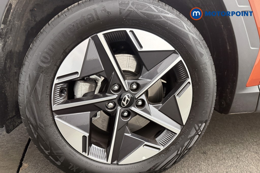 Hyundai Tucson Premium Manual Petrol SUV - Stock Number (1588220) - 12th supplementary image