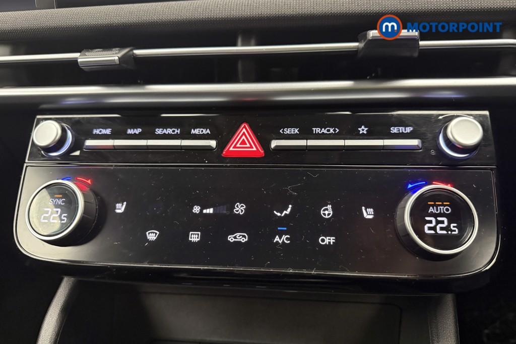 Hyundai Tucson Premium Manual Petrol SUV - Stock Number (1588220) - 16th supplementary image