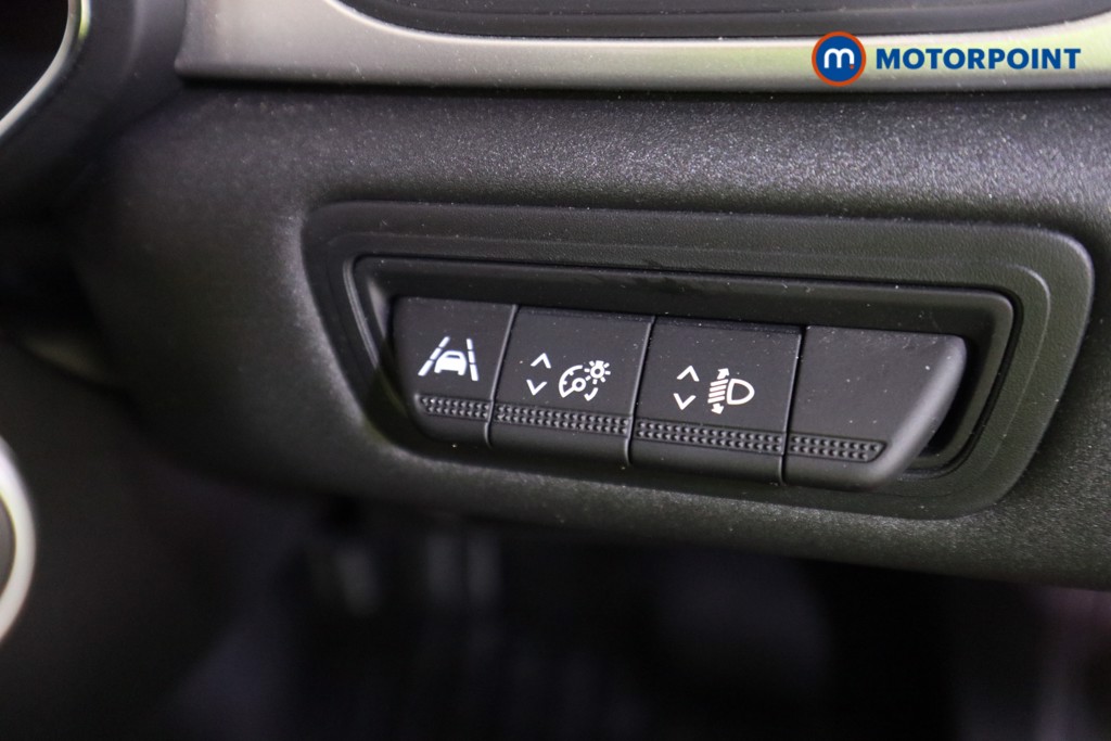 Renault Captur Iconic Manual Petrol SUV - Stock Number (1588291) - 12th supplementary image