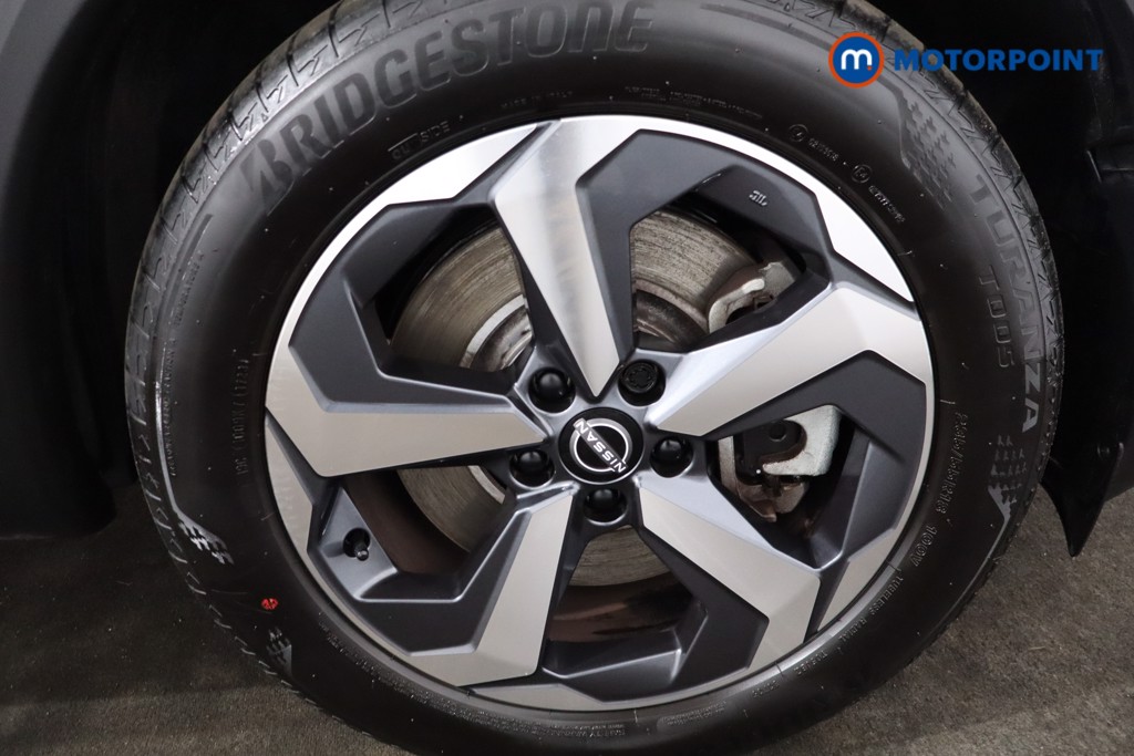 Nissan Qashqai N-Connecta Automatic Petrol-Electric Hybrid SUV - Stock Number (1588359) - 10th supplementary image