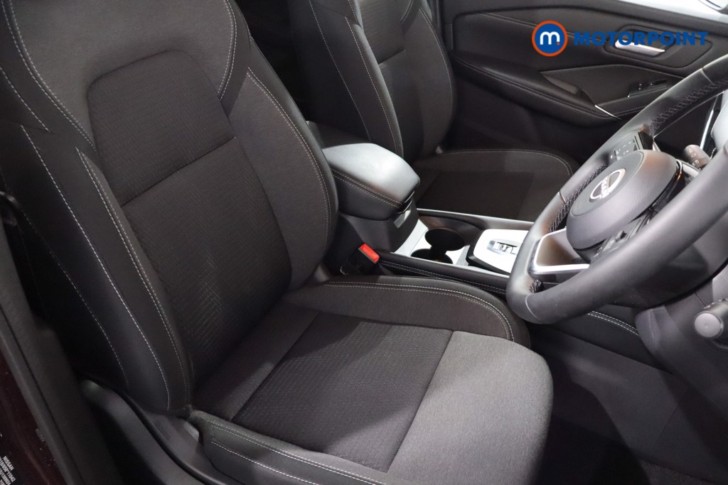 Nissan Qashqai N-Connecta Automatic Petrol-Electric Hybrid SUV - Stock Number (1588359) - 24th supplementary image
