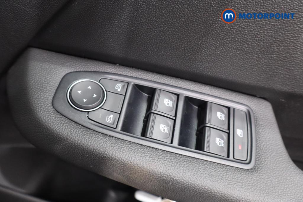 Renault Clio Evolution Manual Petrol Hatchback - Stock Number (1588405) - 14th supplementary image