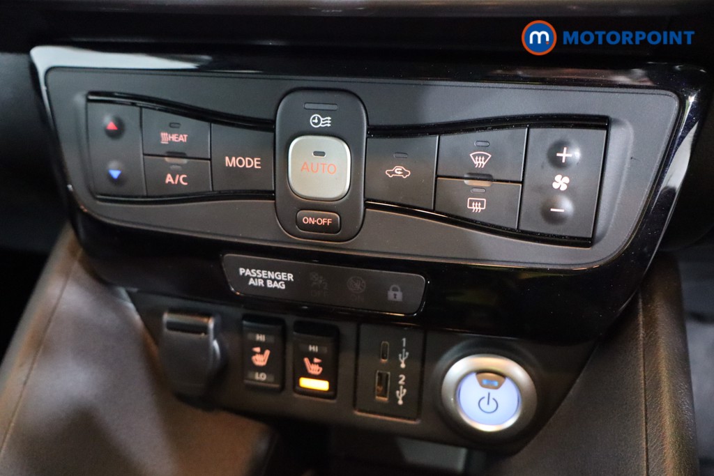 Nissan Leaf Tekna Automatic Electric Hatchback - Stock Number (1588607) - 12th supplementary image