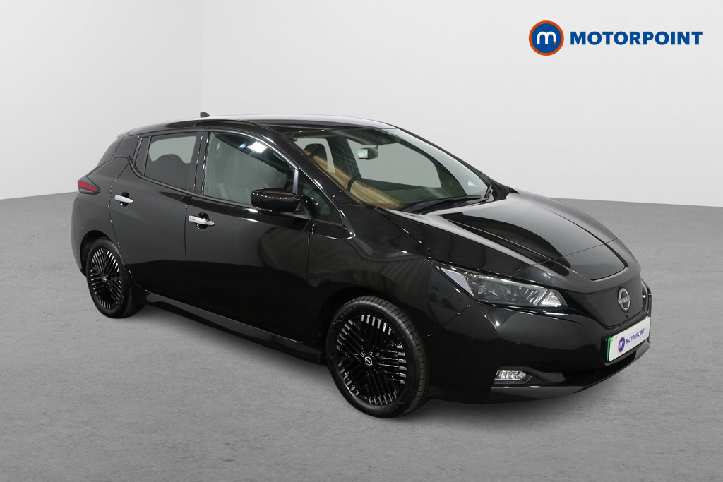 Nissan Leaf Tekna Automatic Electric Hatchback - Stock Number (1588607) - Drivers side front corner