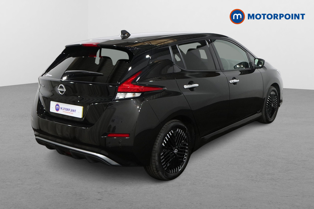 Nissan Leaf Tekna Automatic Electric Hatchback - Stock Number (1588607) - Drivers side rear corner