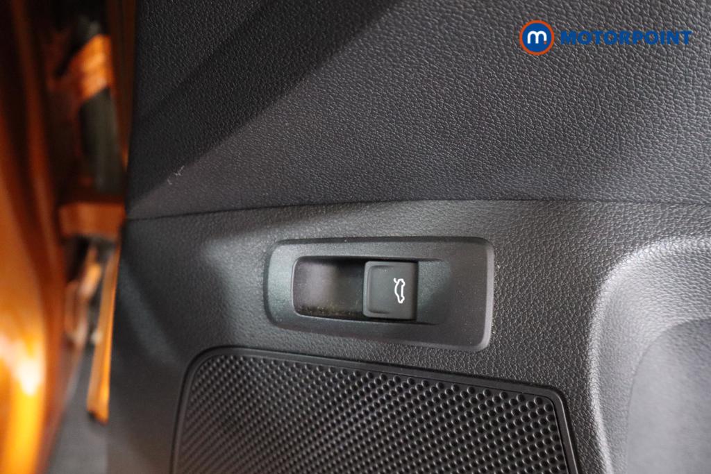 Skoda Karoq Sportline Automatic Petrol SUV - Stock Number (1588653) - 5th supplementary image