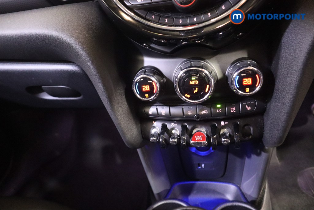Mini Hatchback Cooper Classic Automatic Petrol Hatchback - Stock Number (1588806) - 6th supplementary image
