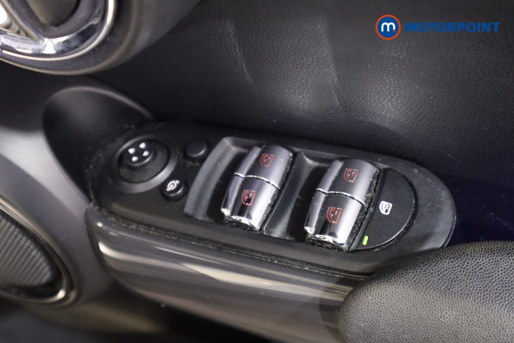 Mini Hatchback Cooper Classic Automatic Petrol Hatchback - Stock Number (1588806) - 12th supplementary image