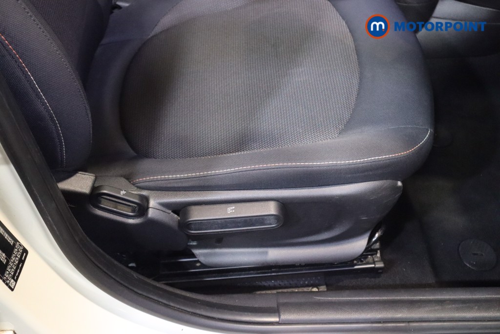 Mini Hatchback Cooper Classic Automatic Petrol Hatchback - Stock Number (1588806) - 17th supplementary image