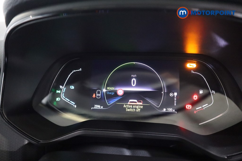 Renault Clio Iconic Edition Automatic Petrol-Electric Hybrid Hatchback - Stock Number (1588828) - 4th supplementary image