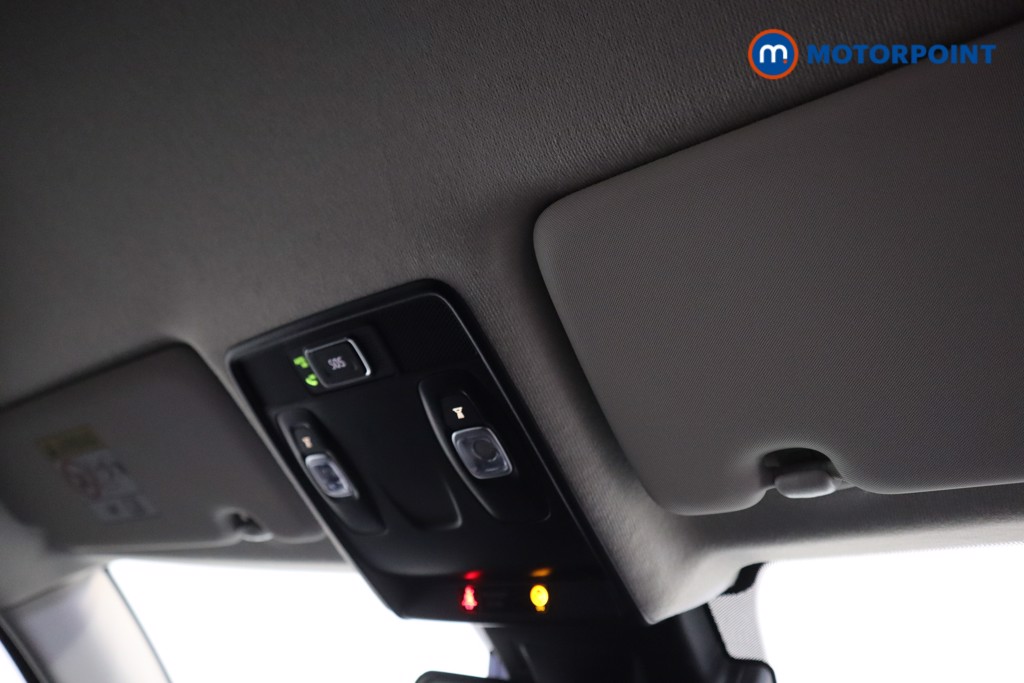 Renault Clio Iconic Edition Automatic Petrol-Electric Hybrid Hatchback - Stock Number (1588828) - 8th supplementary image