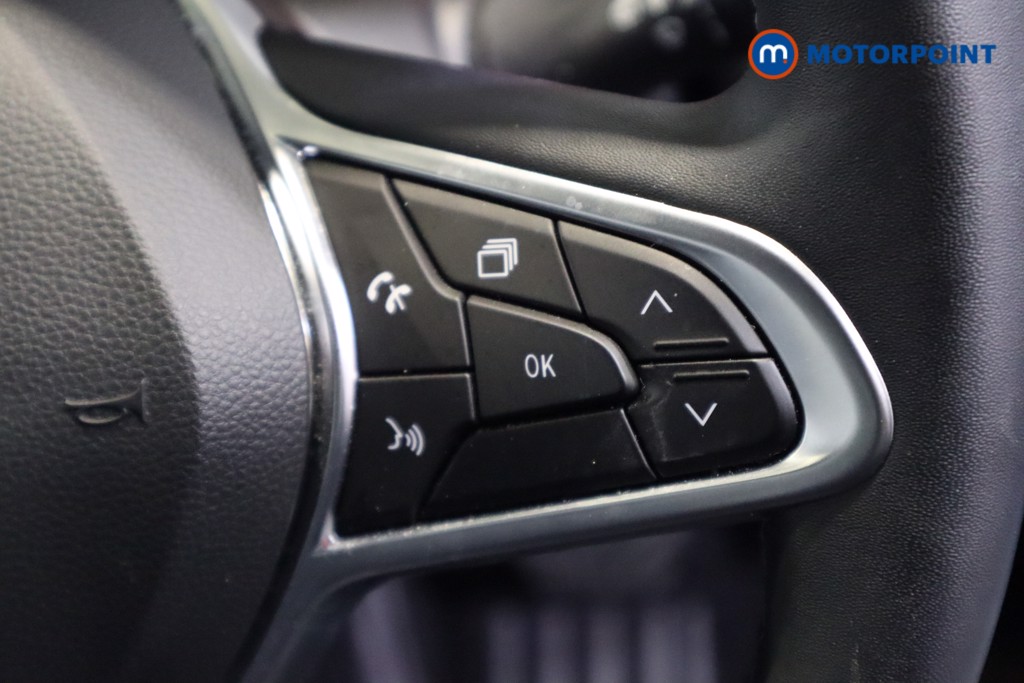 Renault Clio Iconic Edition Automatic Petrol-Electric Hybrid Hatchback - Stock Number (1588828) - 13th supplementary image
