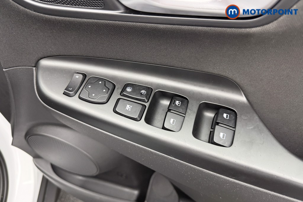 Hyundai Kona Se Connect Automatic Petrol-Electric Hybrid SUV - Stock Number (1588839) - 14th supplementary image