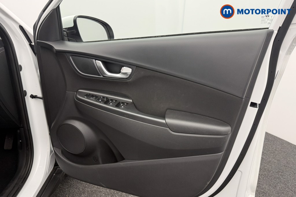 Hyundai Kona Se Connect Automatic Petrol-Electric Hybrid SUV - Stock Number (1588839) - 15th supplementary image