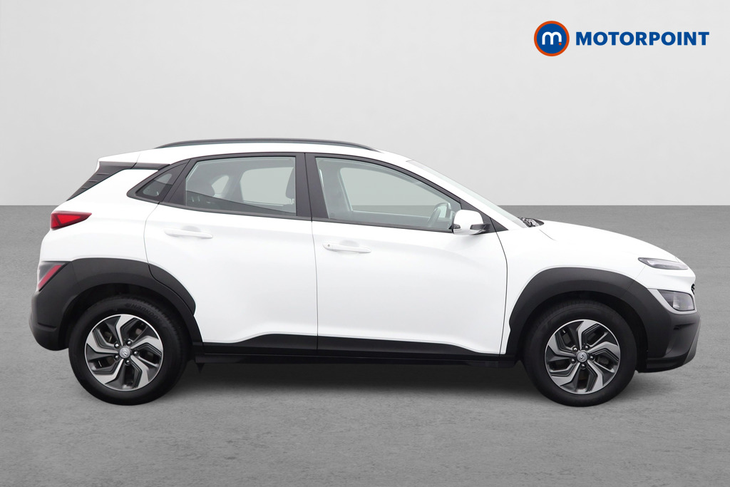 Hyundai Kona Se Connect Automatic Petrol-Electric Hybrid SUV - Stock Number (1588839) - Drivers side