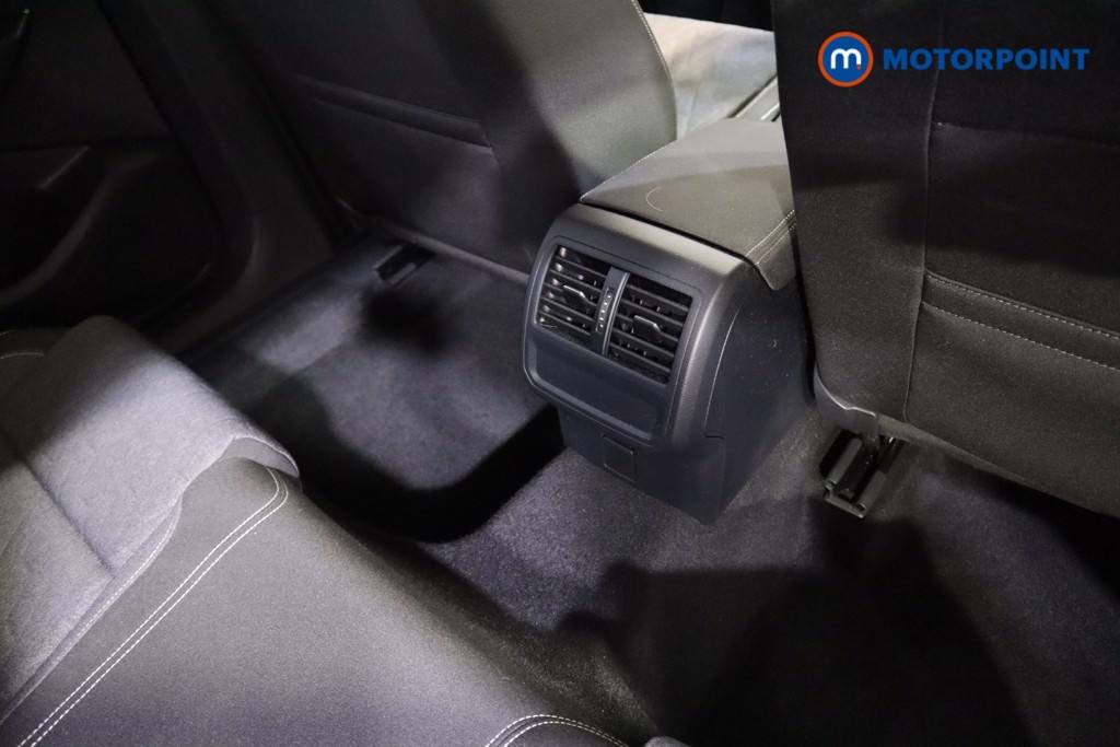 Volkswagen Passat Se Nav Automatic Petrol Estate - Stock Number (1588912) - 20th supplementary image
