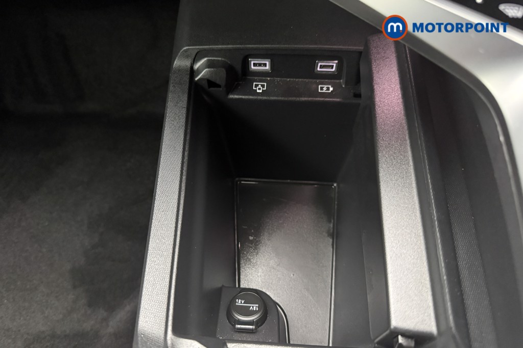 Peugeot 3008 GT Automatic Electric SUV - Stock Number (1588950) - 15th supplementary image