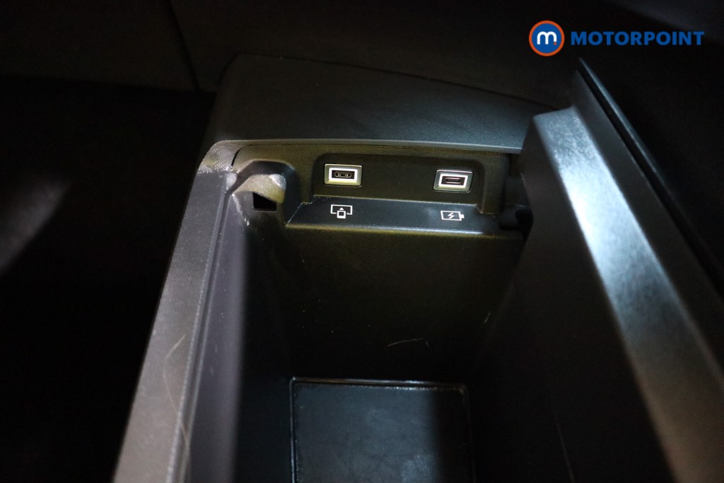 Peugeot 3008 GT Automatic Electric SUV - Stock Number (1588954) - 13th supplementary image