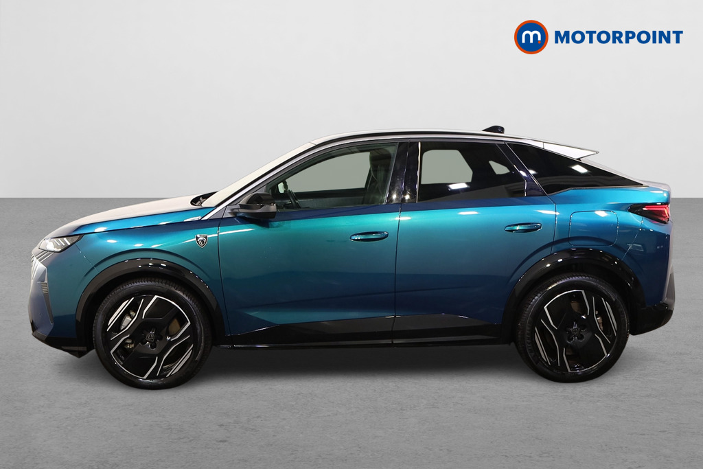 Peugeot 3008 GT Automatic Electric SUV - Stock Number (1588954) - Passenger side