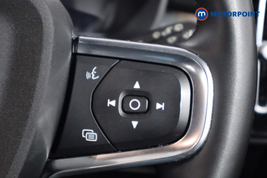 Volvo Xc40 Core Automatic Petrol SUV - Stock Number (1589088) - 8th supplementary image