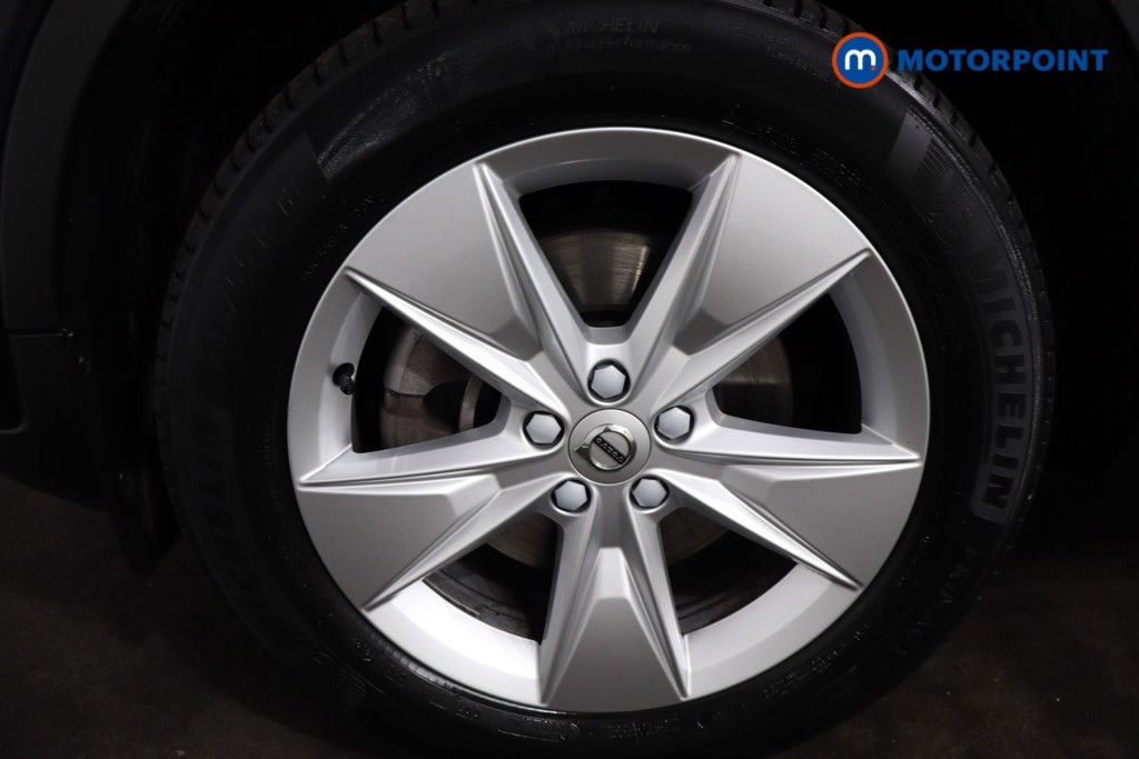 Volvo Xc40 Core Automatic Petrol SUV - Stock Number (1589088) - 11th supplementary image
