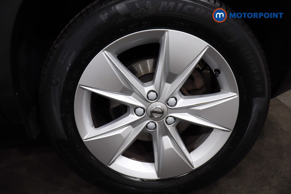 Volvo Xc40 Core Automatic Petrol SUV - Stock Number (1589088) - 12th supplementary image