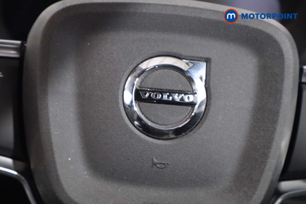Volvo Xc40 Core Automatic Petrol SUV - Stock Number (1589088) - 15th supplementary image