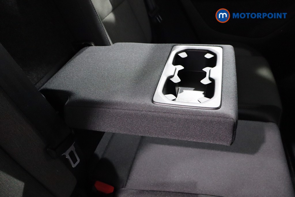 Volvo Xc40 Core Automatic Petrol SUV - Stock Number (1589088) - 26th supplementary image
