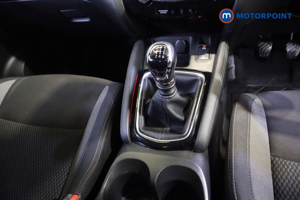 Nissan Qashqai Acenta Premium Manual Diesel SUV - Stock Number (1589131) - 6th supplementary image