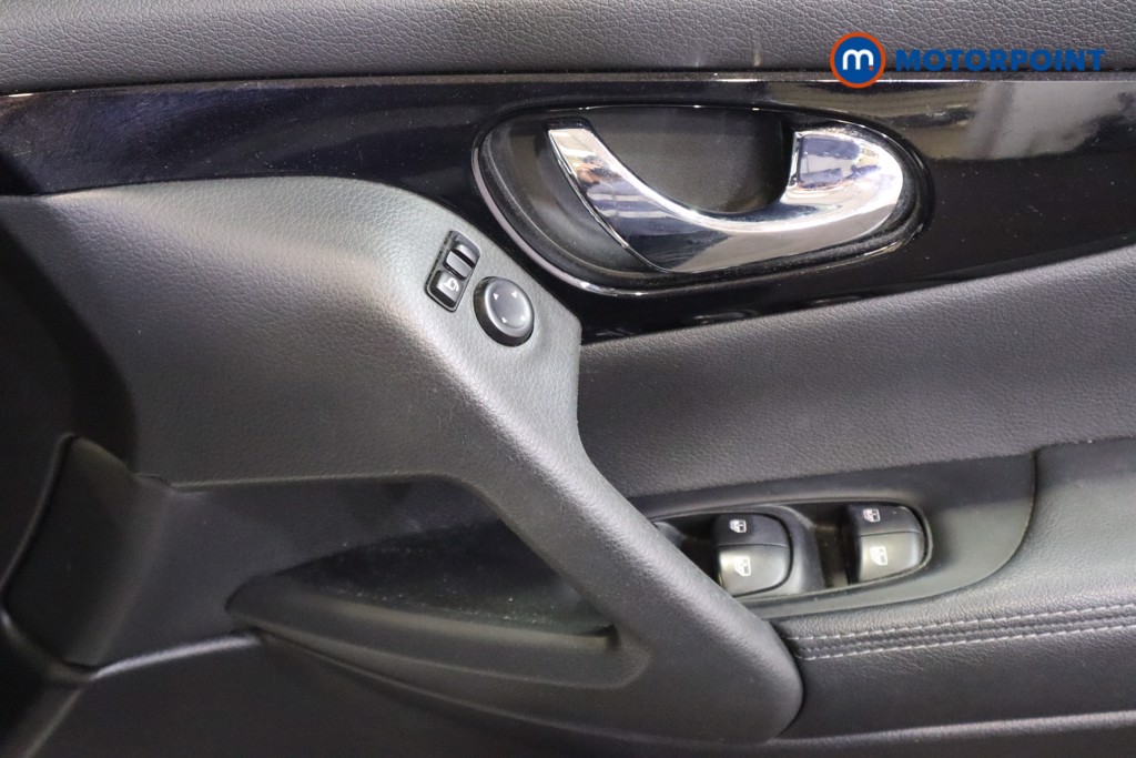 Nissan Qashqai Acenta Premium Manual Diesel SUV - Stock Number (1589131) - 10th supplementary image
