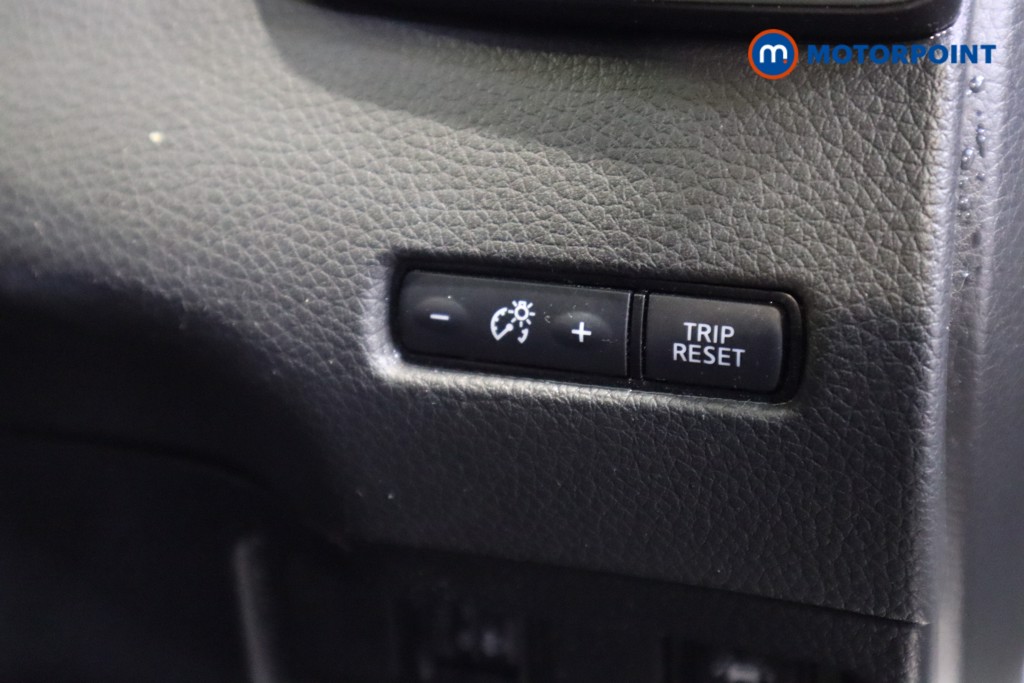 Nissan Qashqai Acenta Premium Manual Diesel SUV - Stock Number (1589131) - 12th supplementary image