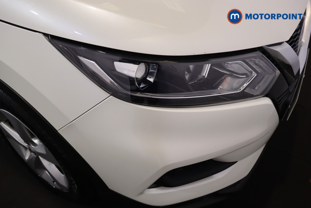 Nissan Qashqai Acenta Premium Manual Diesel SUV - Stock Number (1589131) - 25th supplementary image