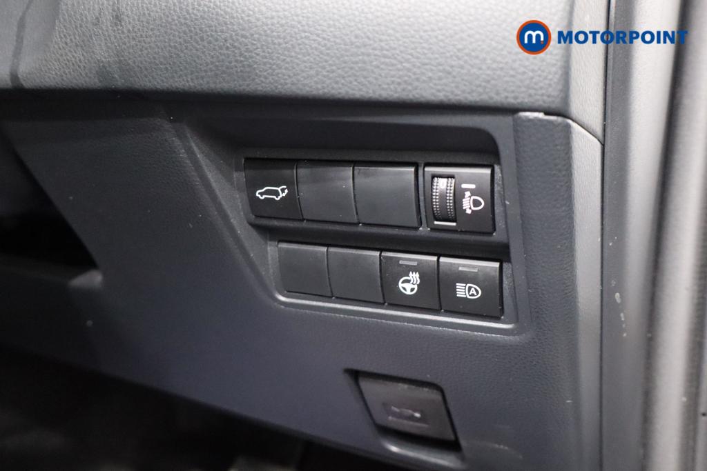 Toyota Yaris Cross Excel Automatic Petrol-Electric Hybrid Estate - Stock Number (1589344) - 3rd supplementary image
