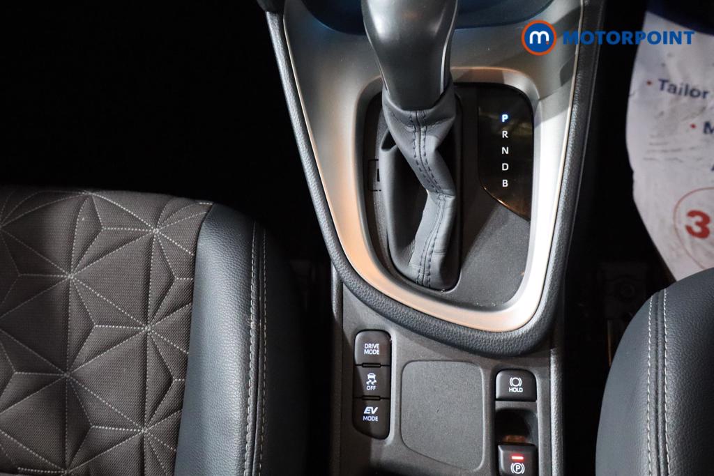 Toyota Yaris Cross Excel Automatic Petrol-Electric Hybrid Estate - Stock Number (1589344) - 14th supplementary image