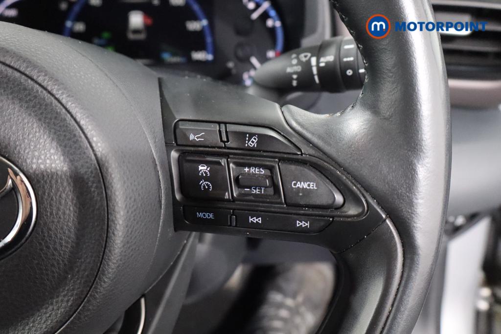 Toyota Yaris Cross Excel Automatic Petrol-Electric Hybrid Estate - Stock Number (1589344) - 16th supplementary image