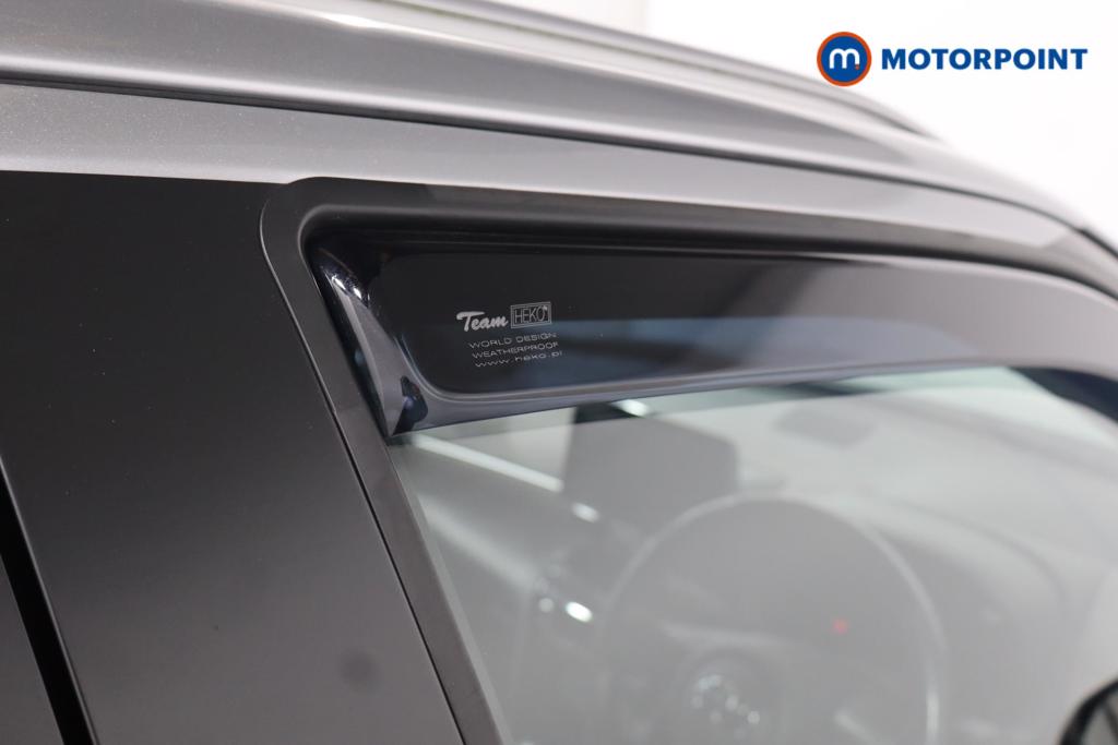Toyota Yaris Cross Excel Automatic Petrol-Electric Hybrid Estate - Stock Number (1589344) - 32nd supplementary image