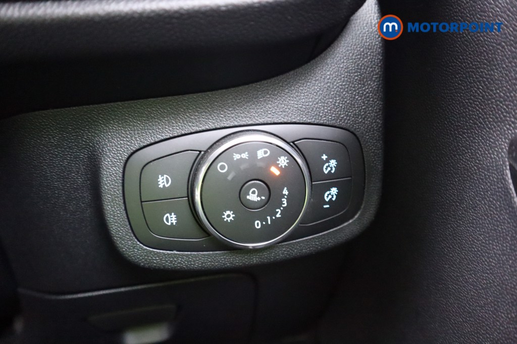Ford Fiesta Titanium X Manual Petrol Hatchback - Stock Number (1589501) - 8th supplementary image