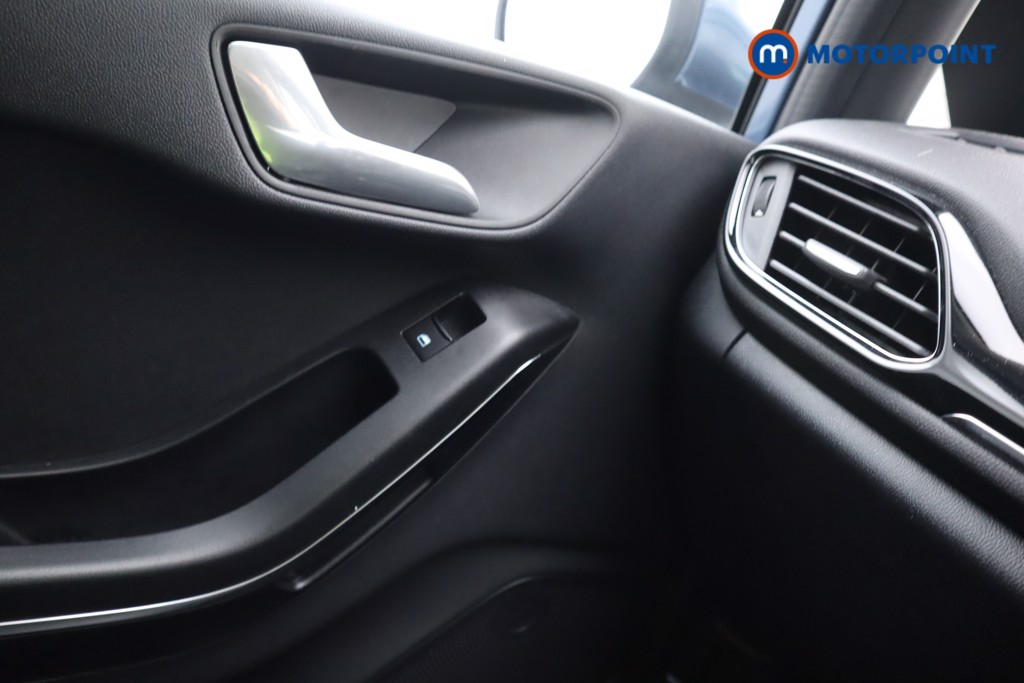 Ford Fiesta Titanium X Manual Petrol Hatchback - Stock Number (1589501) - 11th supplementary image