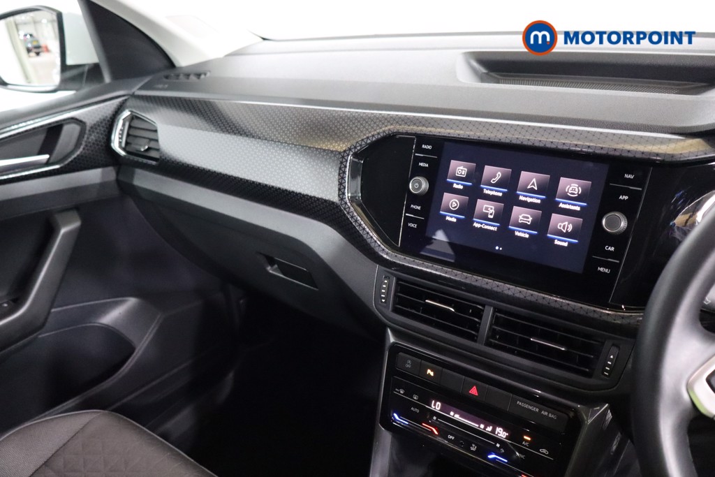 Volkswagen T-Cross SEL Manual Petrol SUV - Stock Number (1589660) - 3rd supplementary image