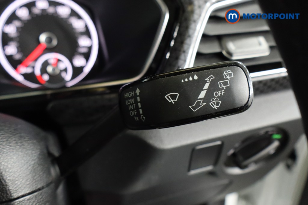 Volkswagen T-Cross SEL Manual Petrol SUV - Stock Number (1589660) - 16th supplementary image