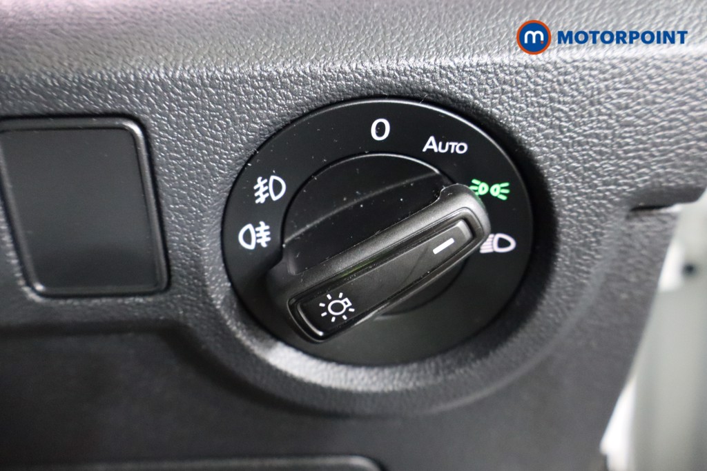 Volkswagen T-Cross SEL Manual Petrol SUV - Stock Number (1589660) - 17th supplementary image
