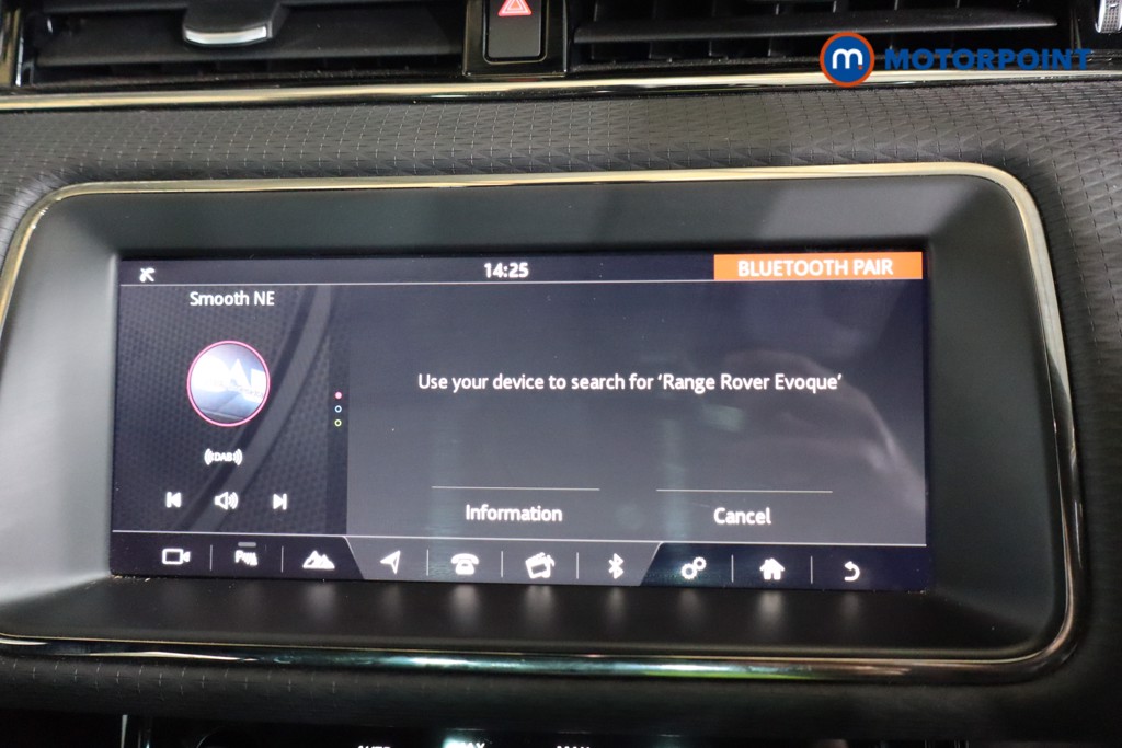 Land Rover Range Rover Evoque R-Dynamic S Automatic Diesel SUV - Stock Number (1459890) - 8th supplementary image