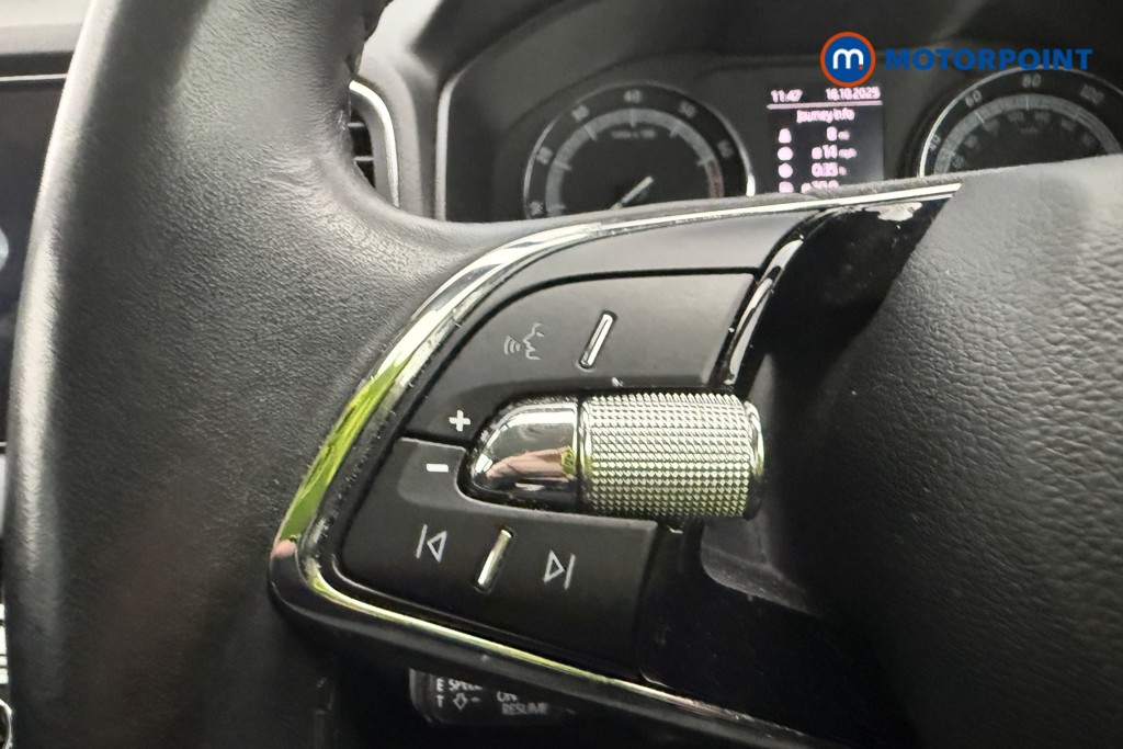 Skoda Karoq Se Technology Manual Petrol SUV - Stock Number (1564046) - 14th supplementary image