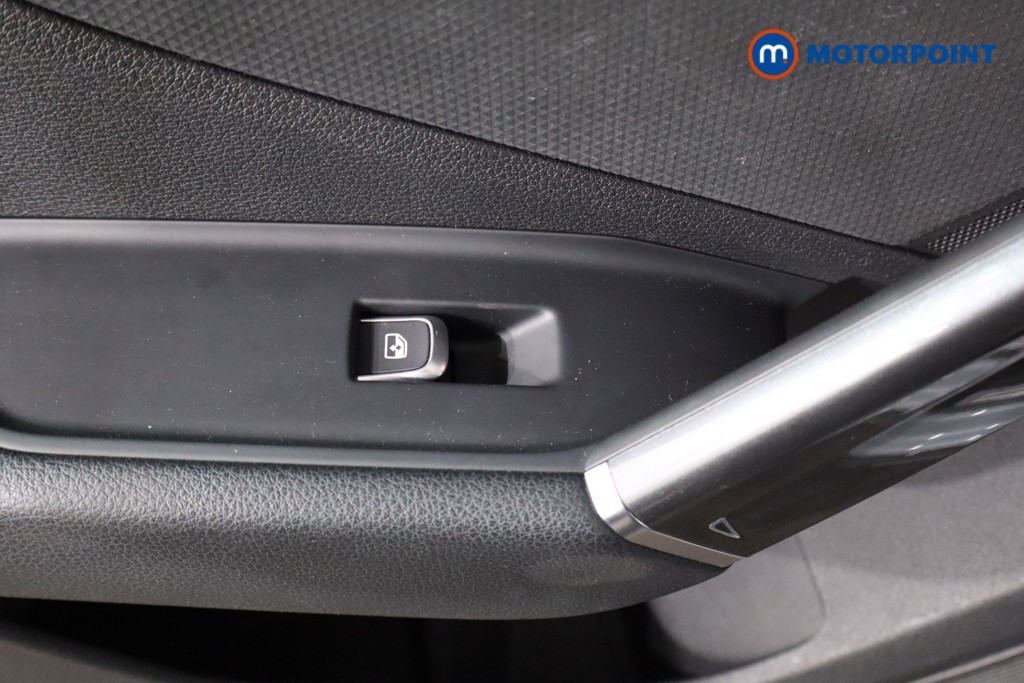 Audi Q2 S Line Manual Petrol SUV - Stock Number (1568077) - 13th supplementary image