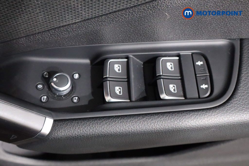 Audi Q2 S Line Manual Petrol SUV - Stock Number (1568077) - 21st supplementary image