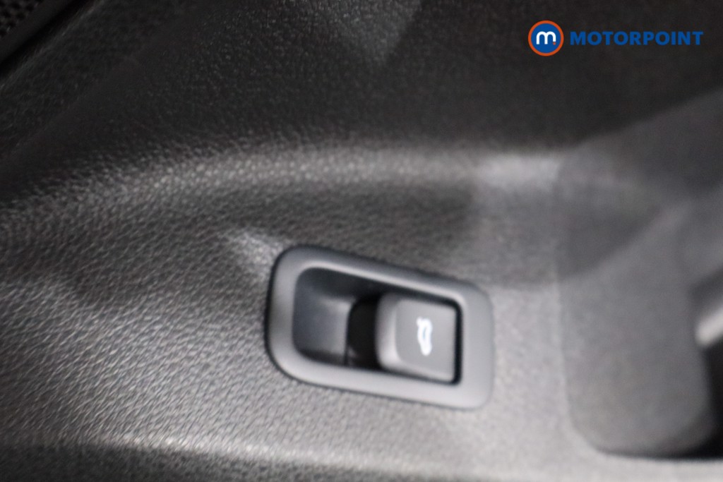 Audi Q2 S Line Manual Petrol SUV - Stock Number (1568077) - 23rd supplementary image