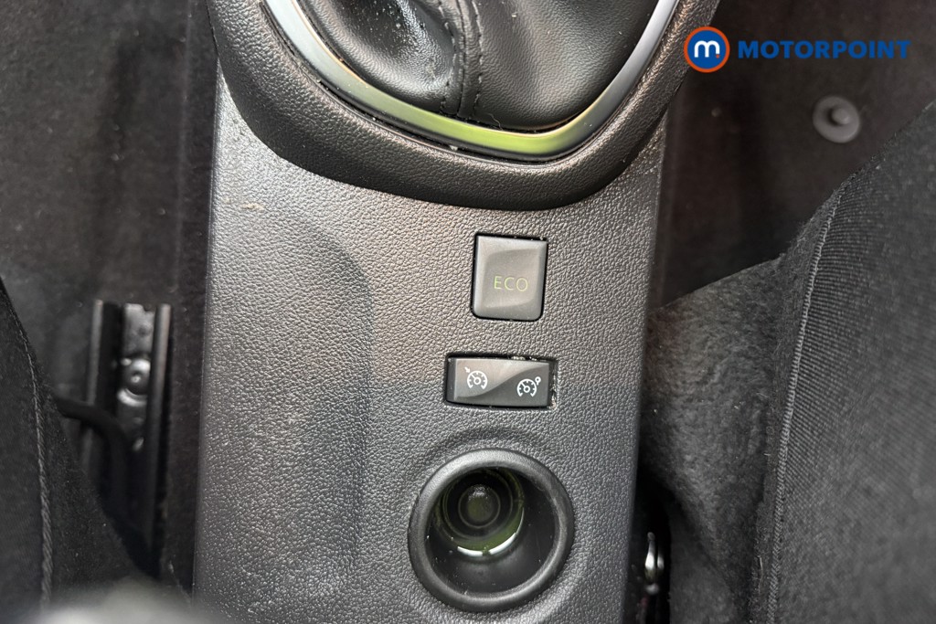 Renault Captur Iconic Manual Diesel SUV - Stock Number (1571968) - 16th supplementary image