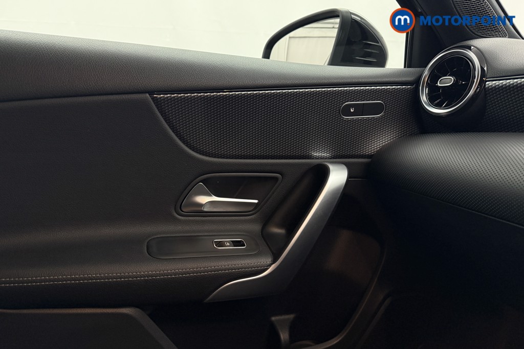 Mercedes-Benz A Class Sport Automatic Petrol Hatchback - Stock Number (1572711) - 16th supplementary image